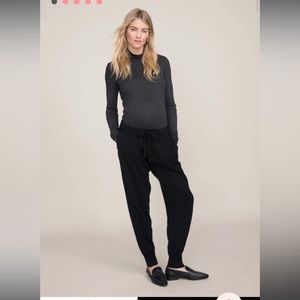 Hatch the cashmere jogger black